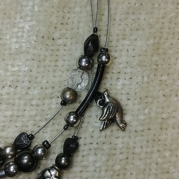 Necklace and Earring set - Picture 8 of 11